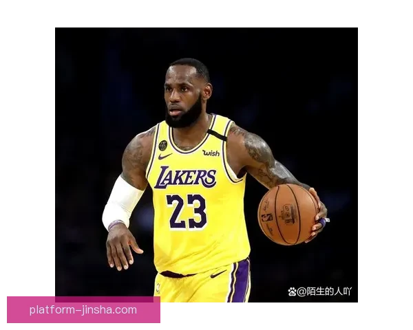 湖人发展联盟新星崛起 老鹰弃将自信冲击NBA主力位置 湖人发展联盟新星崛起 老鹰弃将自信冲击NBA主力位置